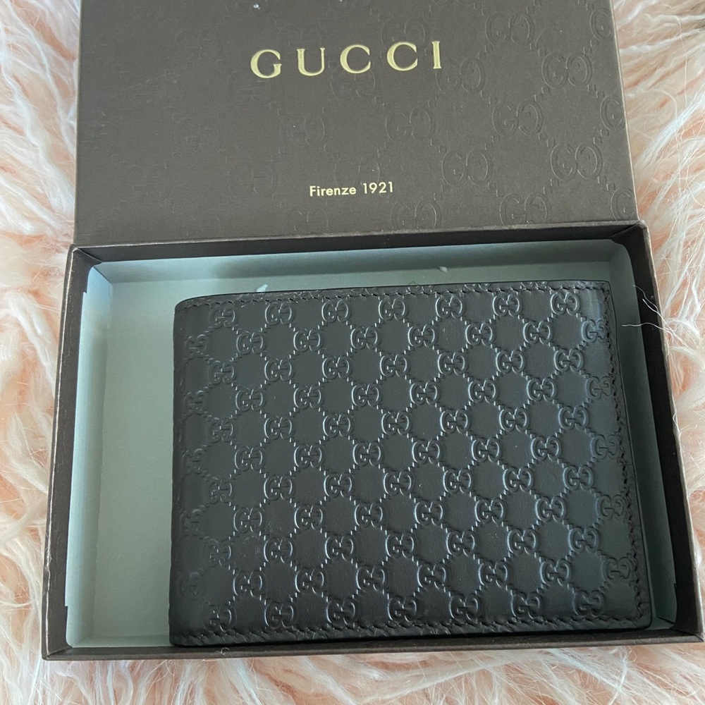 *AUTHENTIC* Gucci MicroGuccissima Bifold Wallet (NEW)
